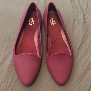 Crocs Comfort Plum Loafer, worn once!